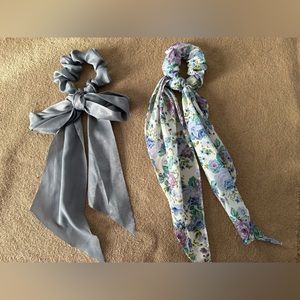 Floral and gray hair accessories